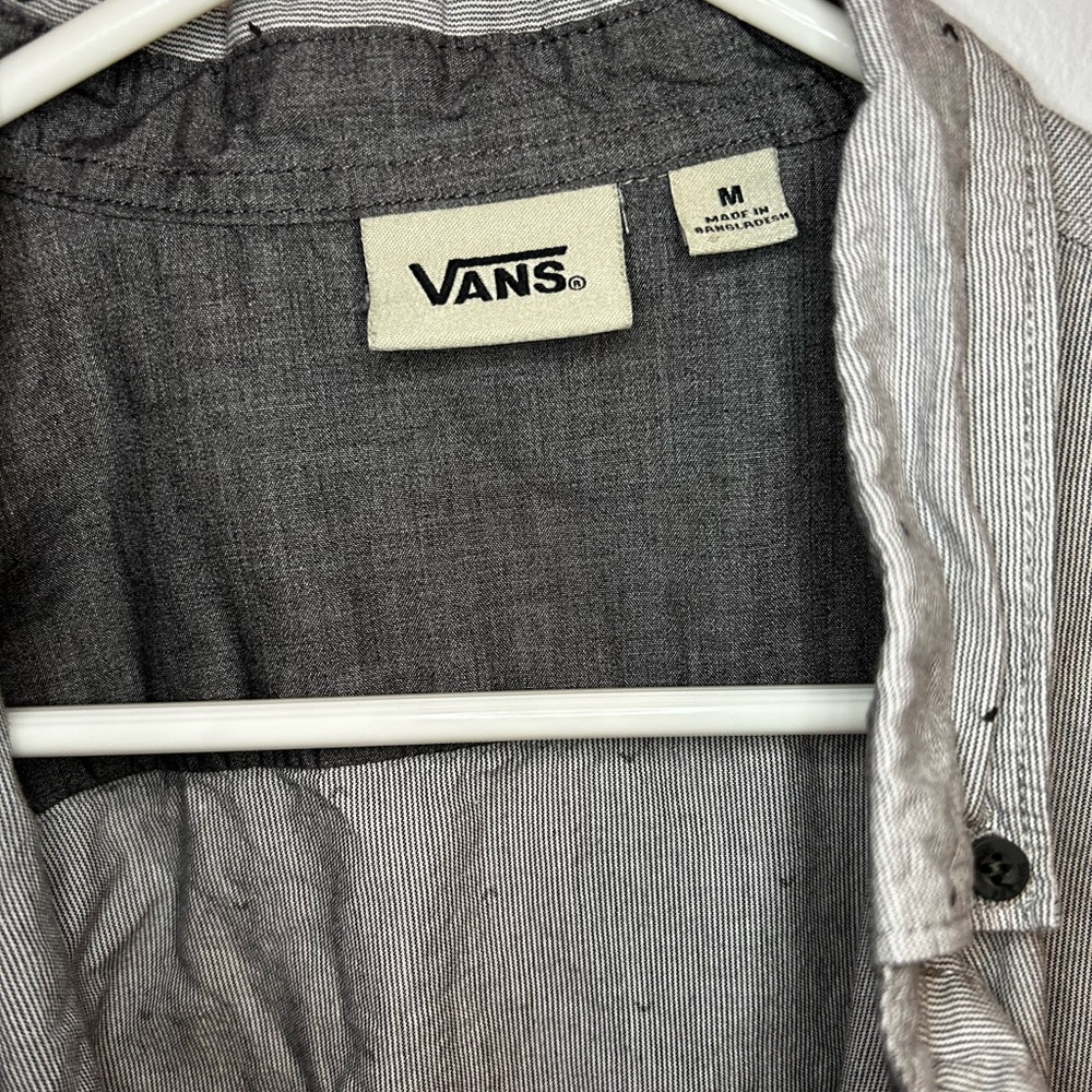 VANS button down - Picture 3 of 3